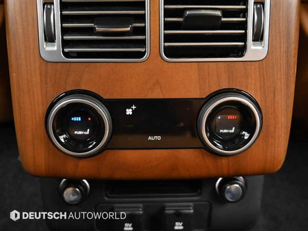 Land Rover Range Rover — photo 16
