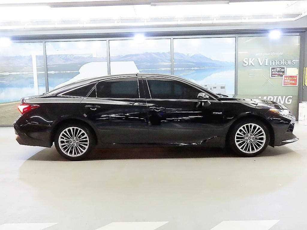 Toyota Avalon — photo 03