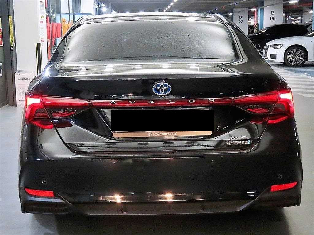 Toyota Avalon — photo 05