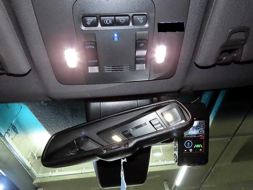 Toyota Avalon — photo 16