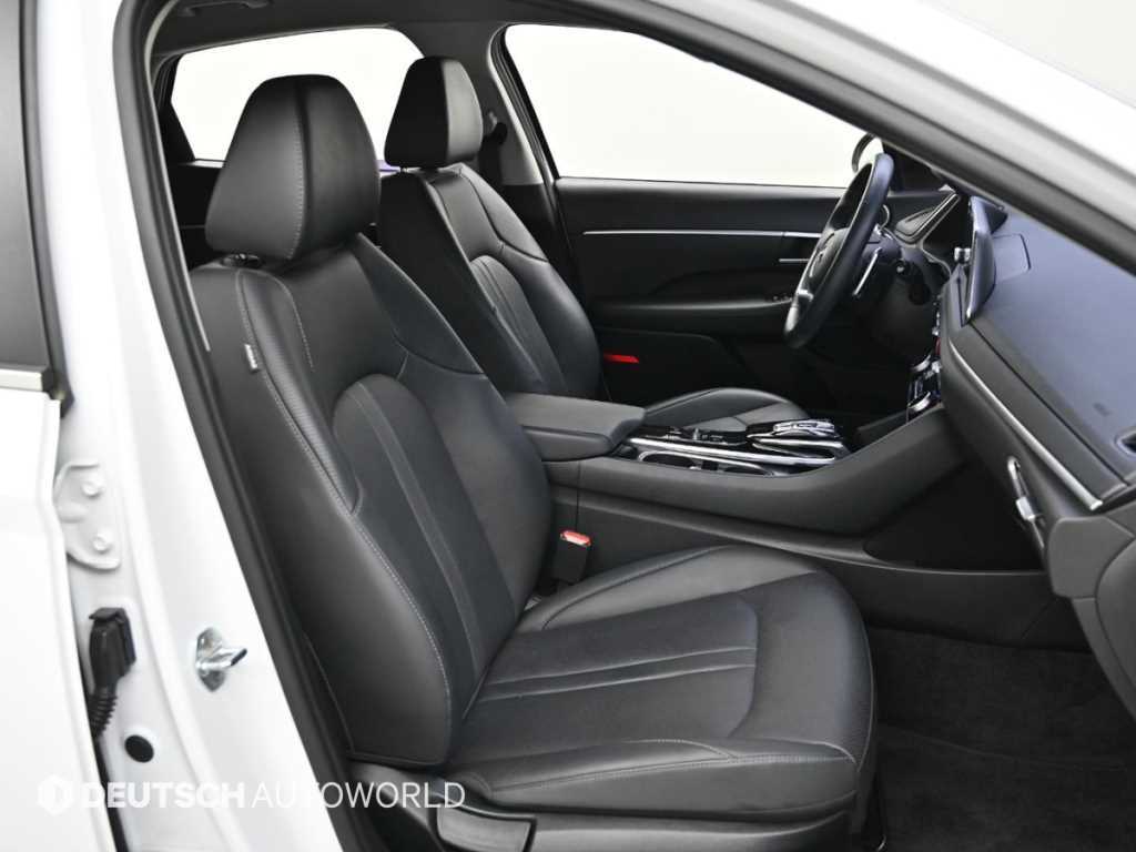 Hyundai Sonata — photo 10