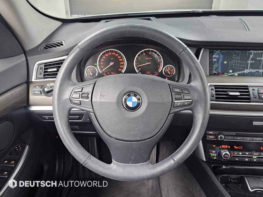 BMW Gran Turismo — photo 13