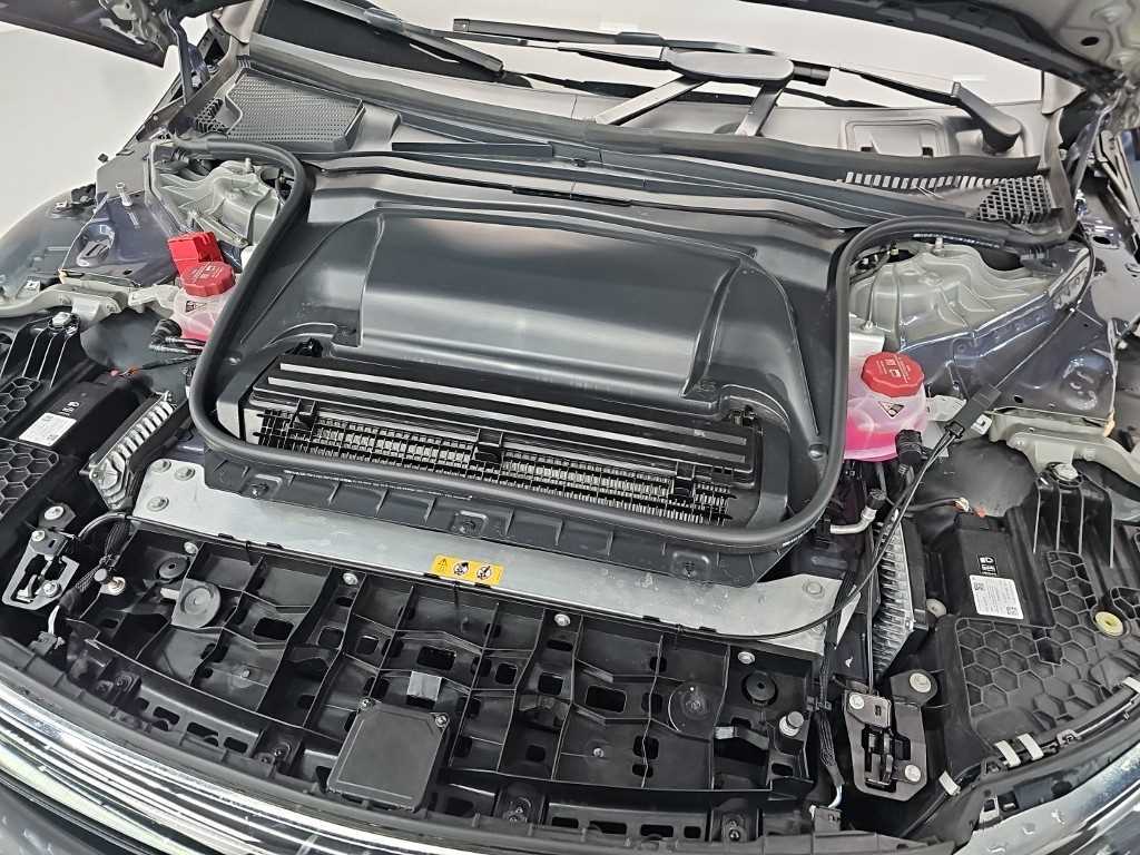 Mercedes-Benz EQS — photo 05