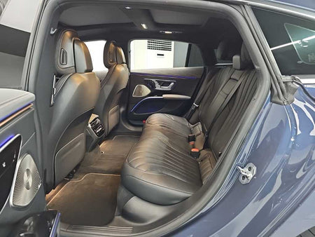 Mercedes-Benz EQS — photo 11