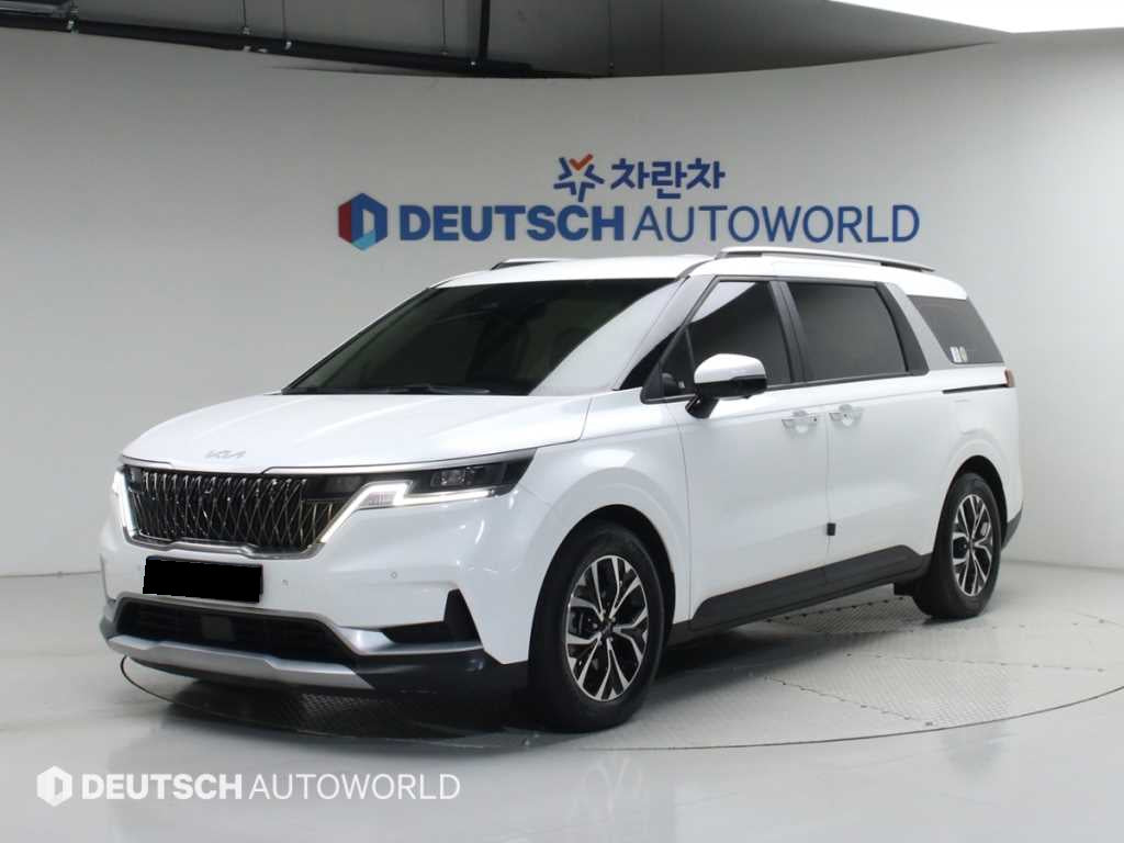 Kia Carnival — photo 01