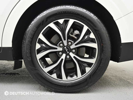 Kia Carnival — photo 05