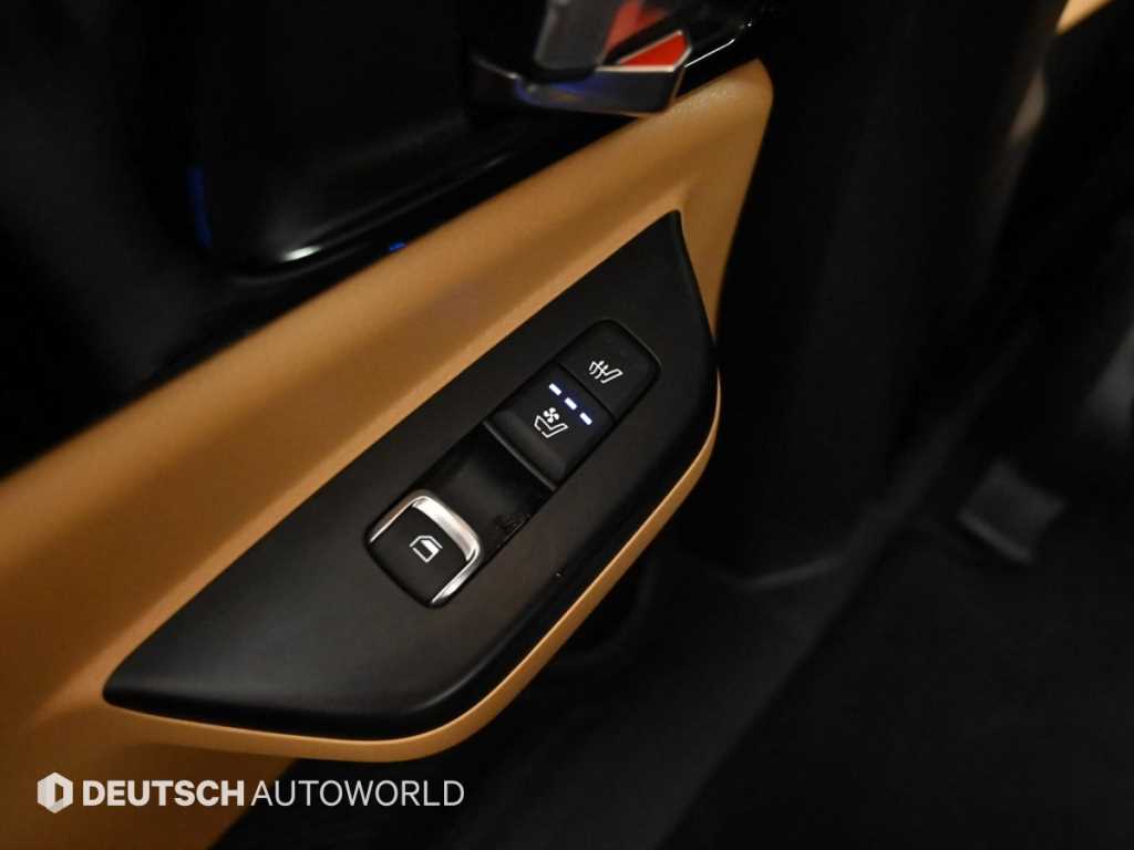 Kia Carnival — photo 16