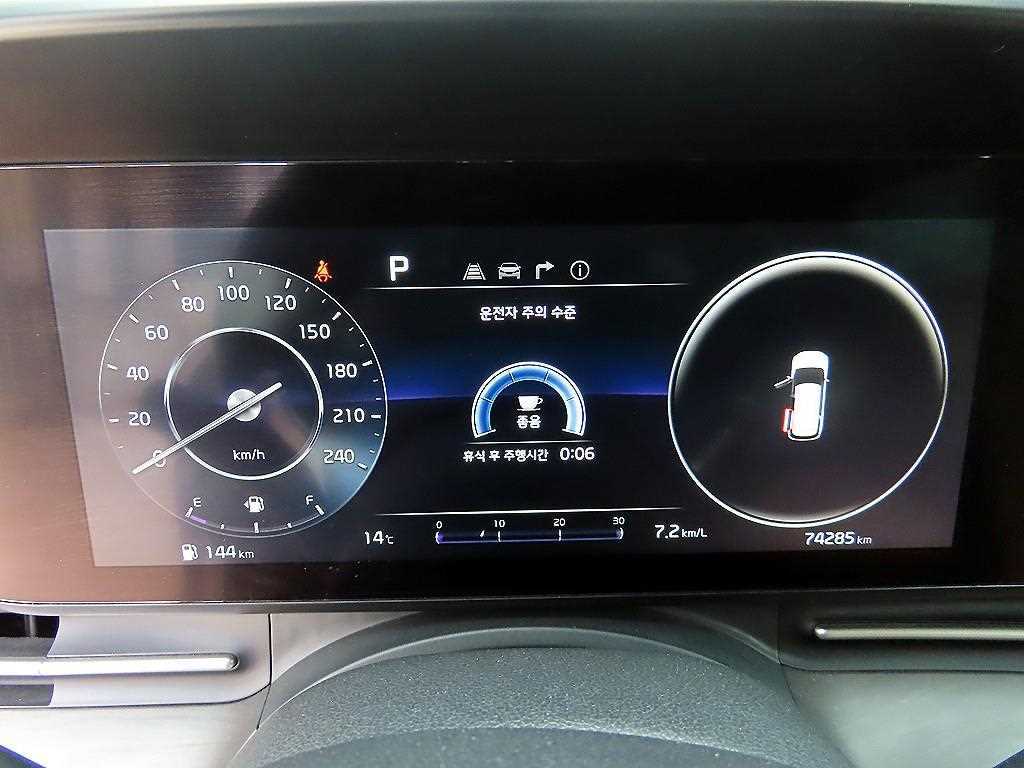 Kia Carnival — photo 10