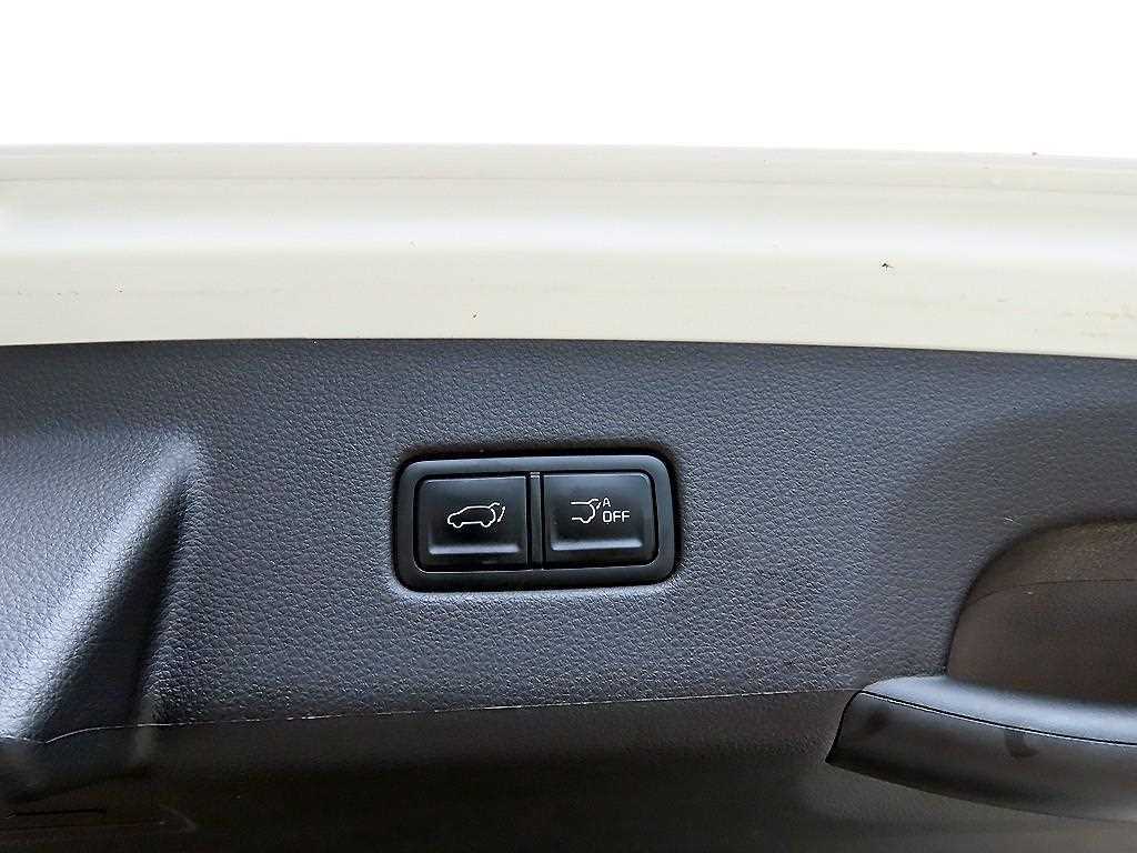 Kia Carnival — photo 17