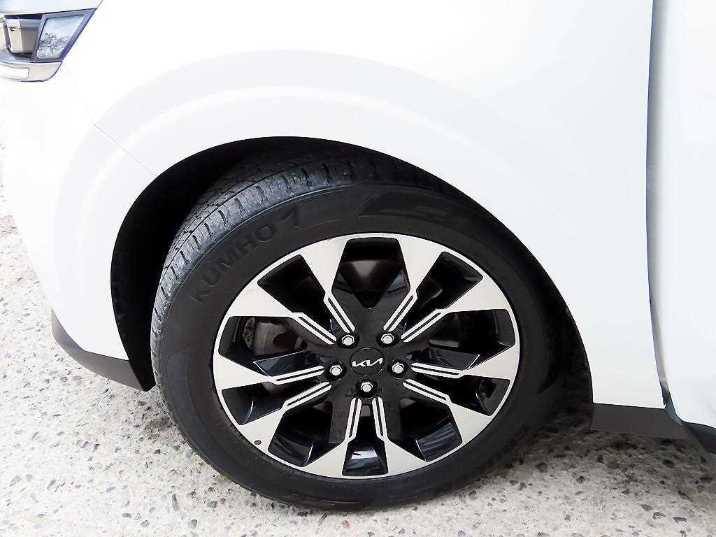 Kia Carnival — photo 20
