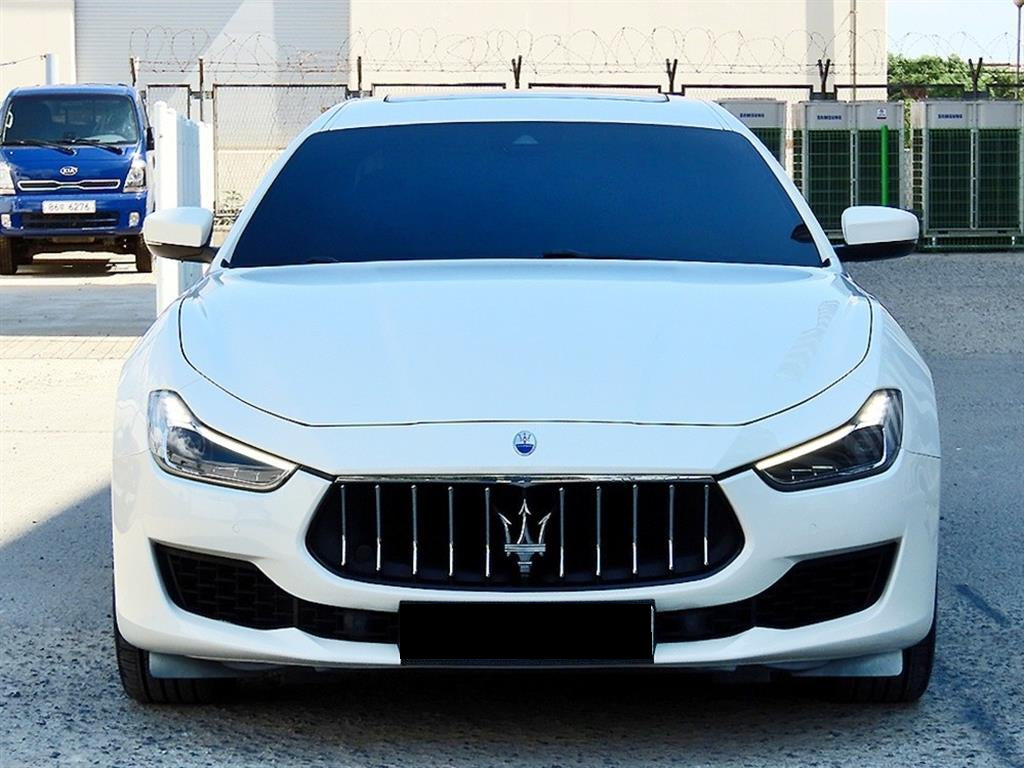 Maserati Ghibli — photo 01