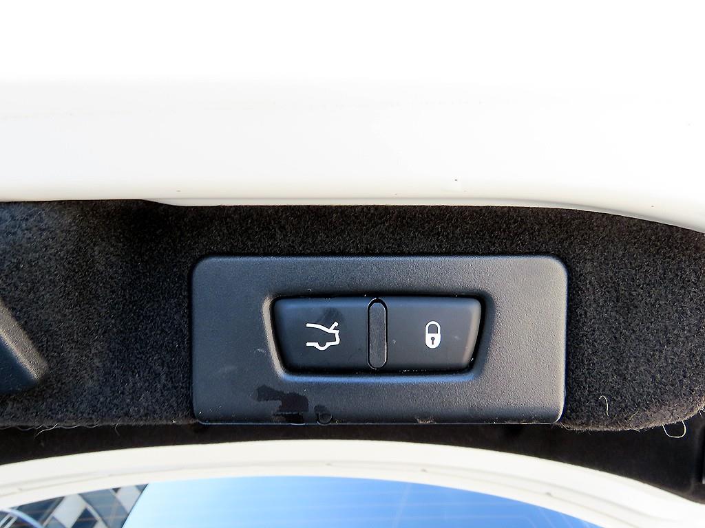 Maserati Ghibli — photo 18