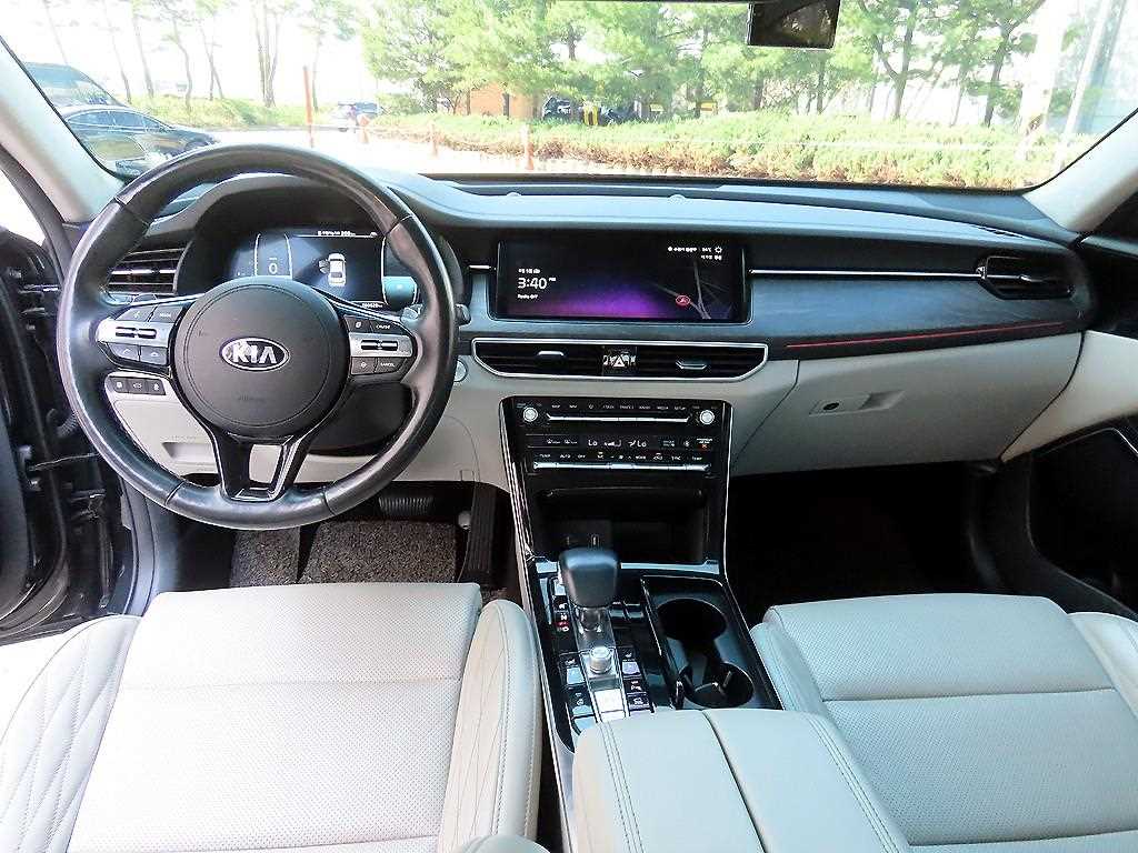 Kia K7 — photo 07