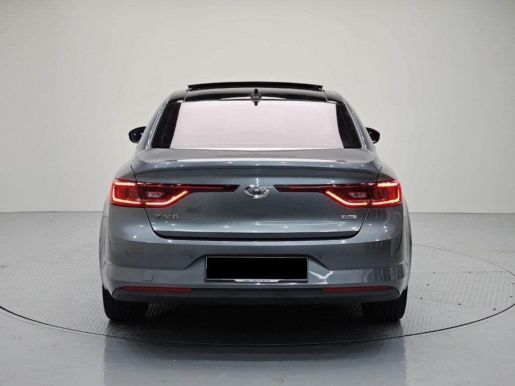 RENAULT SM6 — photo 03