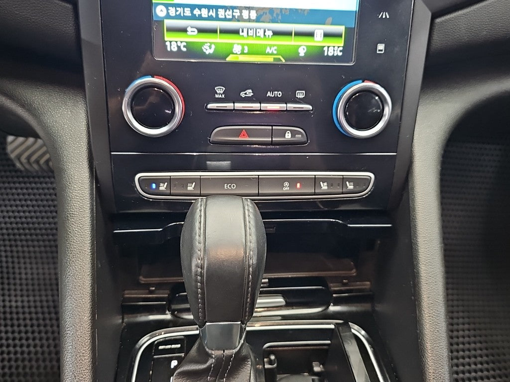 RENAULT SM6 — photo 10