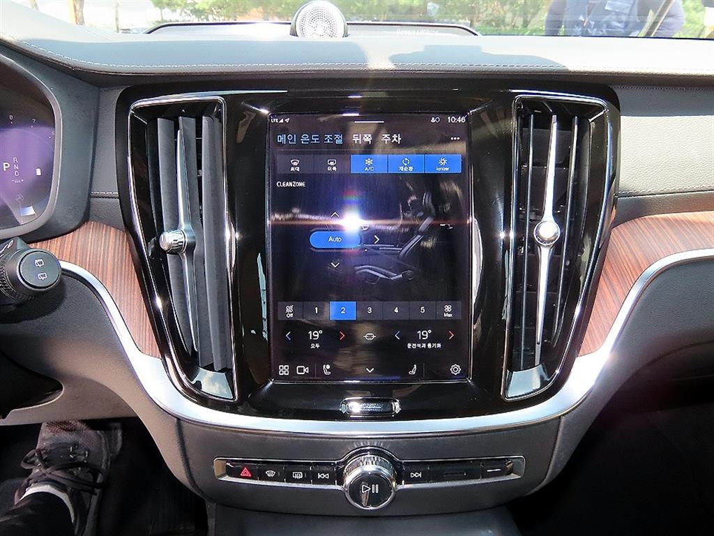 Volvo V60 — photo 13