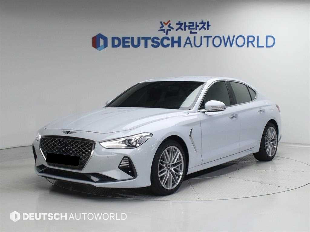 Genesis G70 — photo 01
