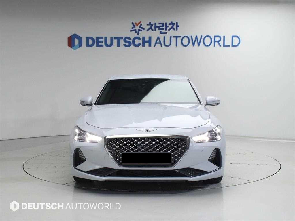 Genesis G70 — photo 03