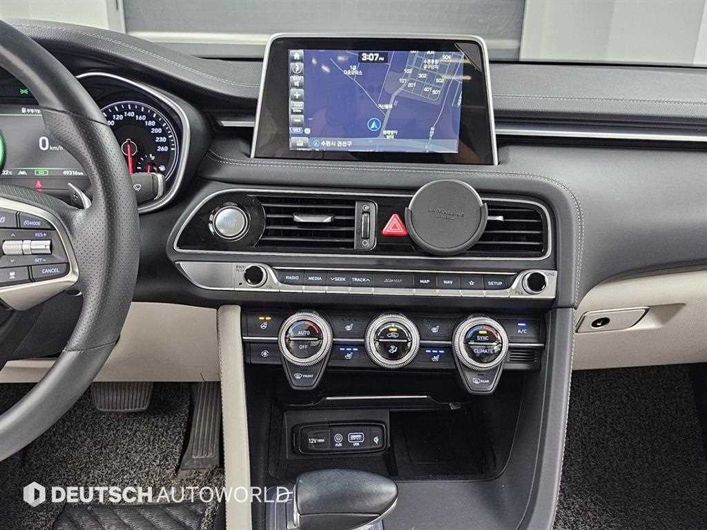 Genesis G70 — photo 14