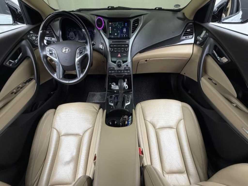 Hyundai Grandeur — photo 09