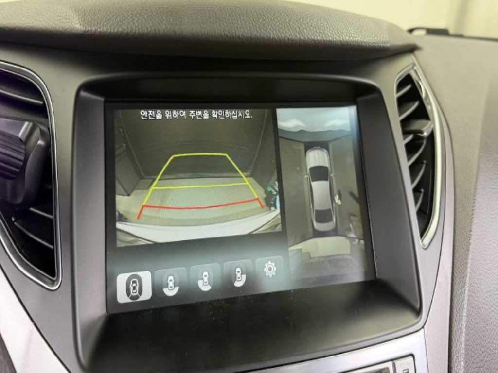 Hyundai Grandeur — photo 12