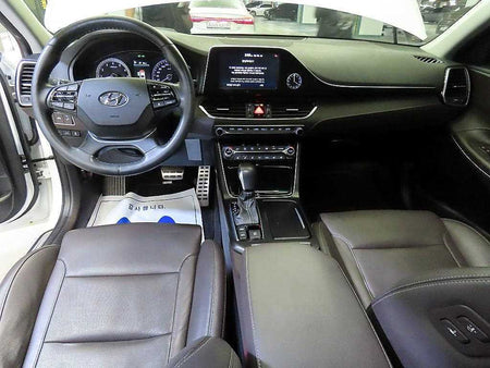 Hyundai Grandeur — photo 01
