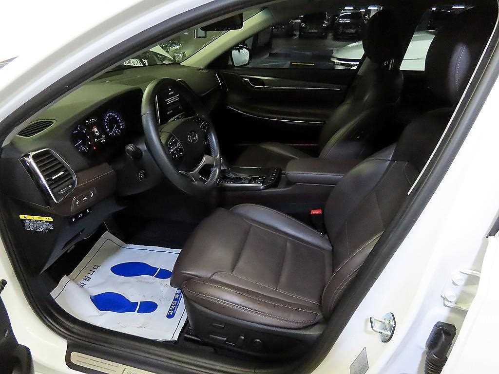 Hyundai Grandeur — photo 07