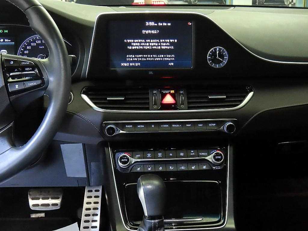 Hyundai Grandeur — photo 11