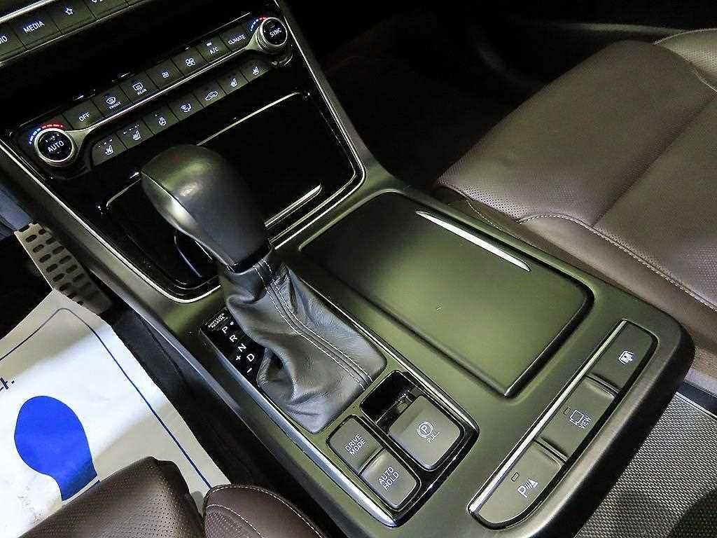 Hyundai Grandeur — photo 12
