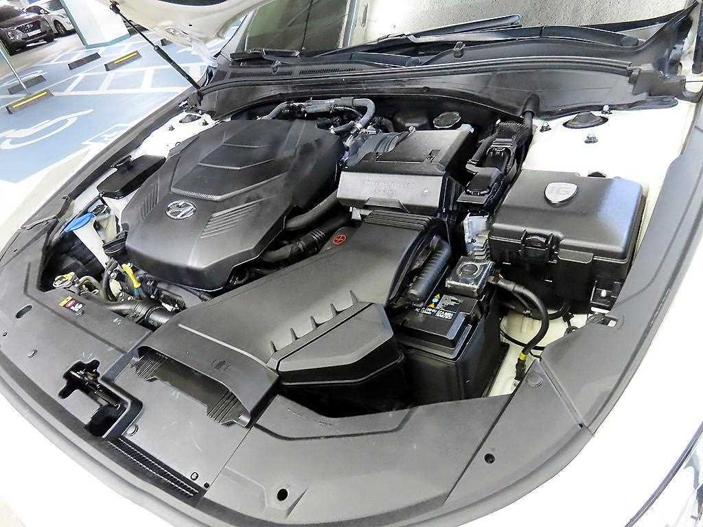 Hyundai Grandeur — photo 19