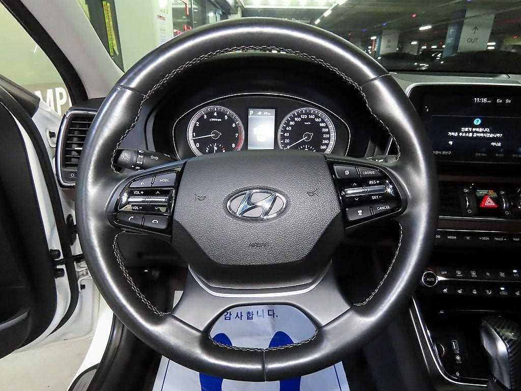 Hyundai Grandeur — photo 08