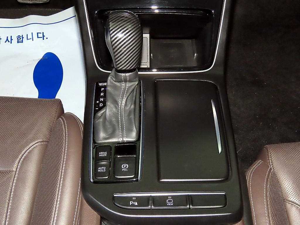 Hyundai Grandeur — photo 12