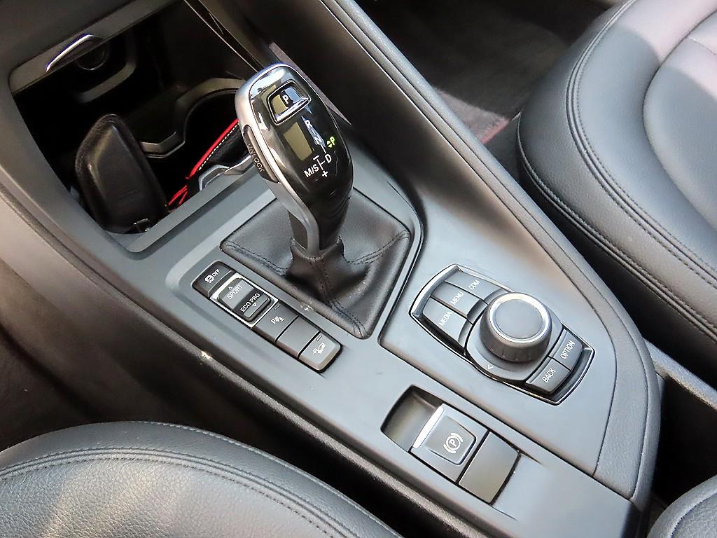 BMW X1 — photo 10