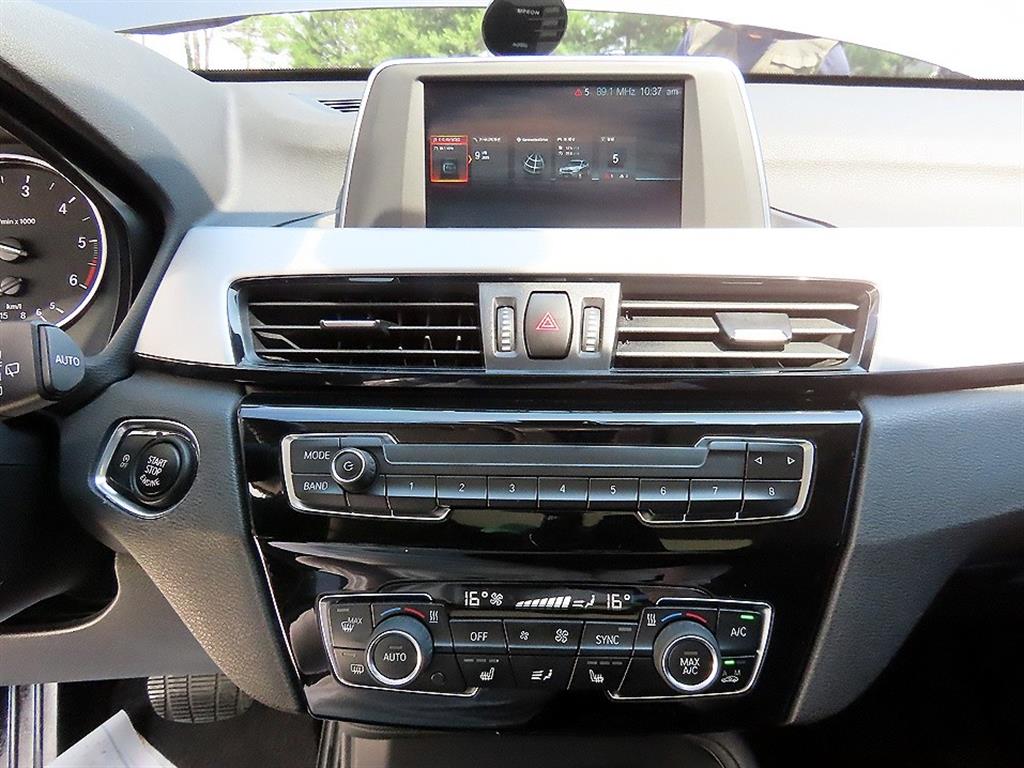 BMW X1 — photo 12