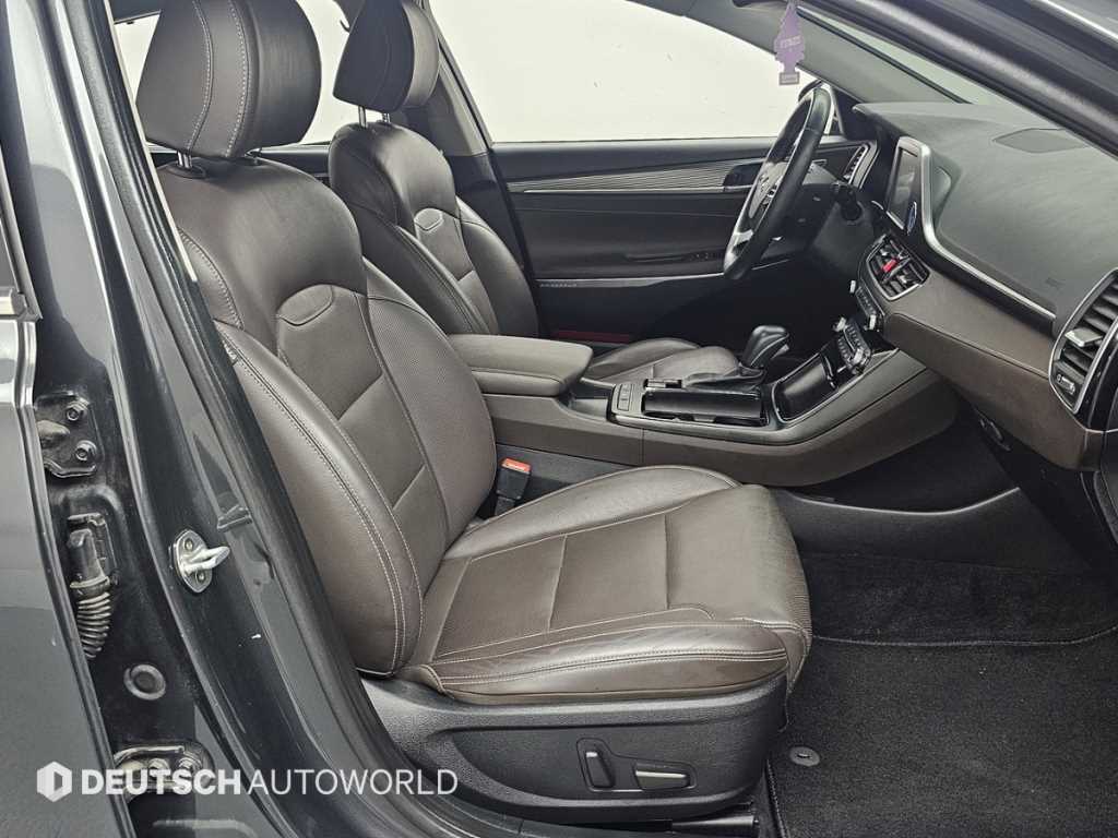 Hyundai Grandeur — photo 13