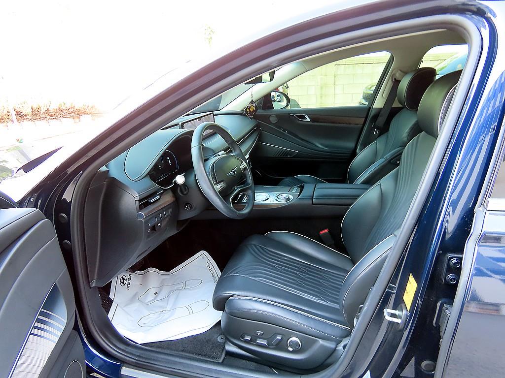 Genesis G80 — photo 05