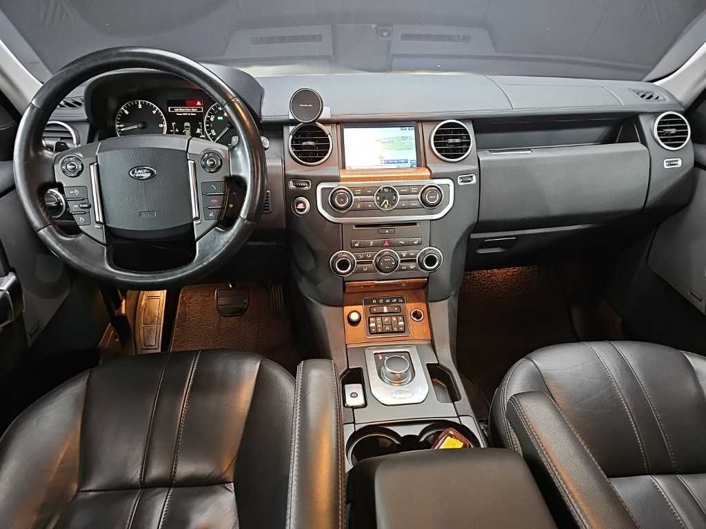 Land Rover Discovery — photo 07
