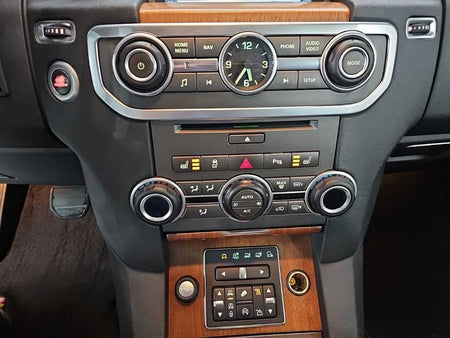 Land Rover Discovery — photo 10