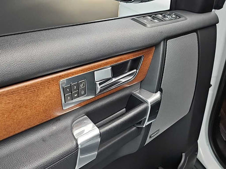 Land Rover Discovery — photo 17