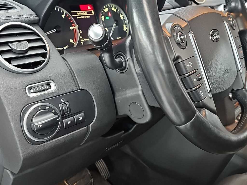 Land Rover Discovery — photo 18