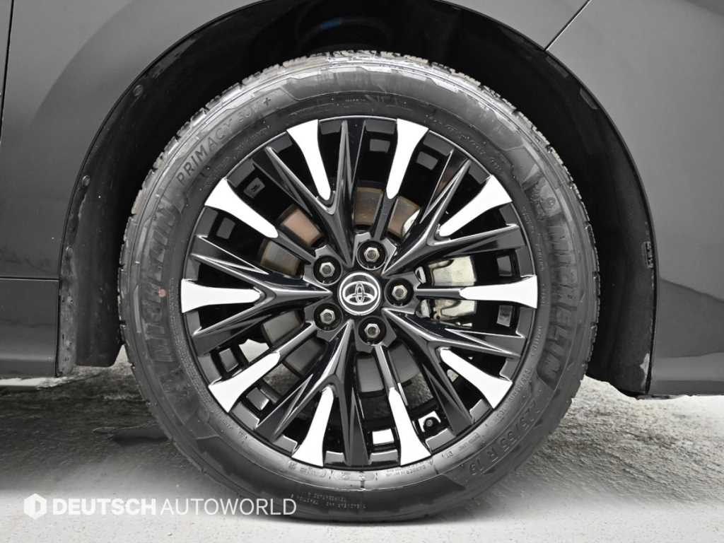 Toyota Alphard — photo 05