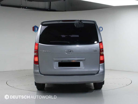 Hyundai Starex — photo 04