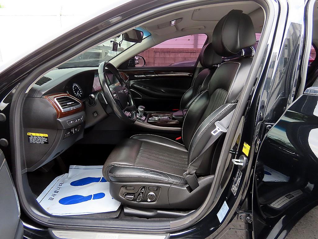 Genesis EQ900 — photo 05