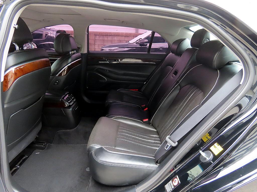 Genesis EQ900 — photo 06