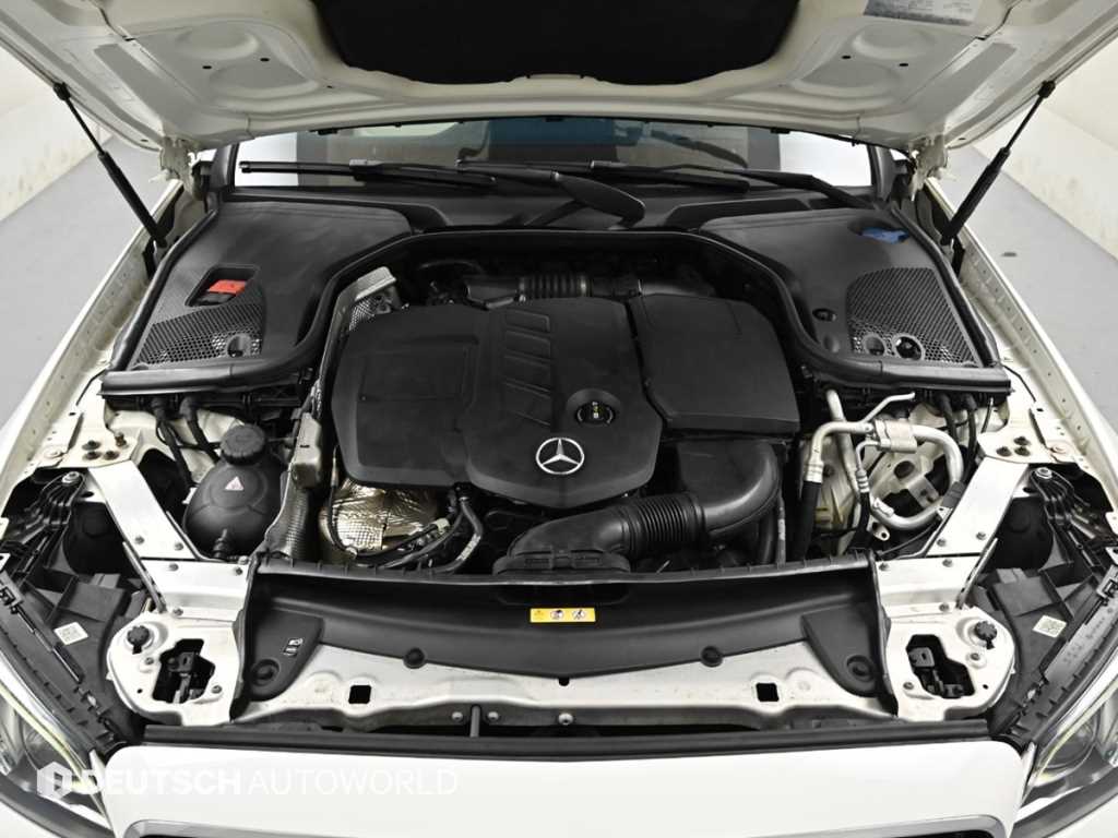 Mercedes-Benz E-Class — photo 06