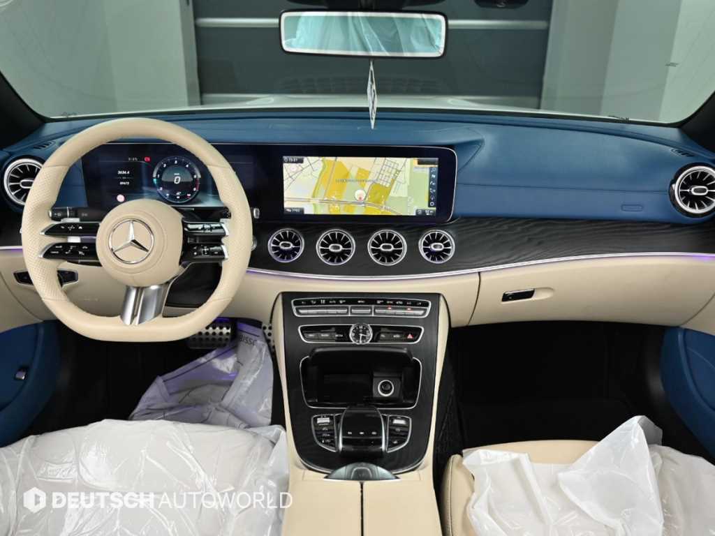 Mercedes-Benz E-Class — photo 07