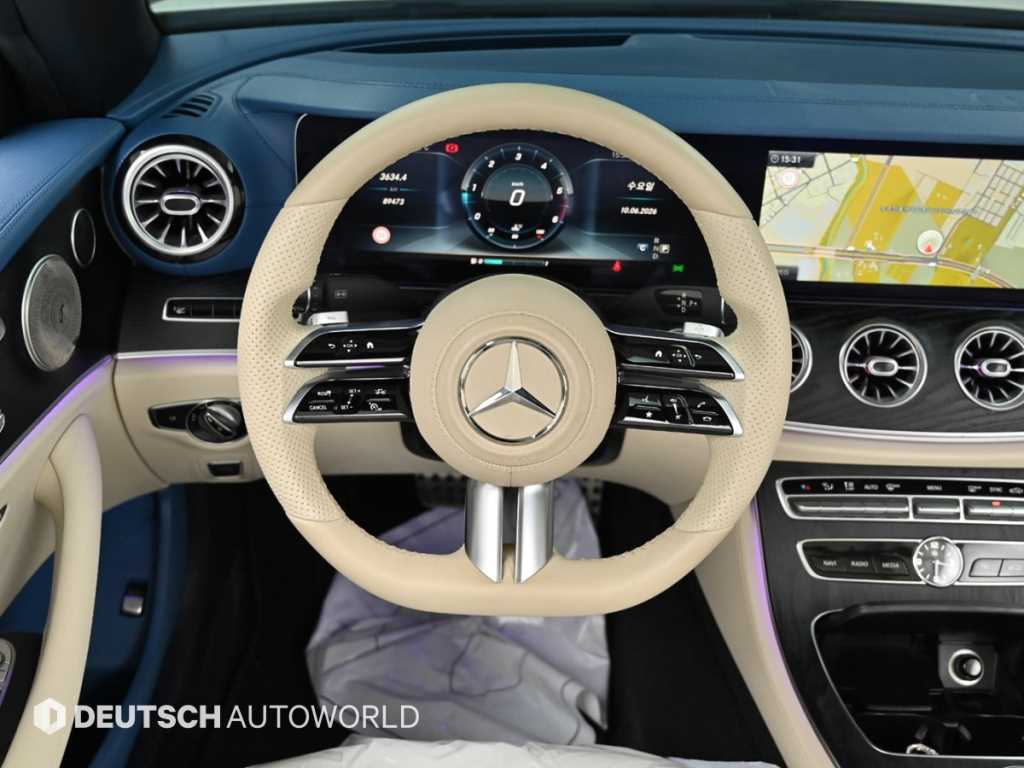Mercedes-Benz E-Class — photo 13