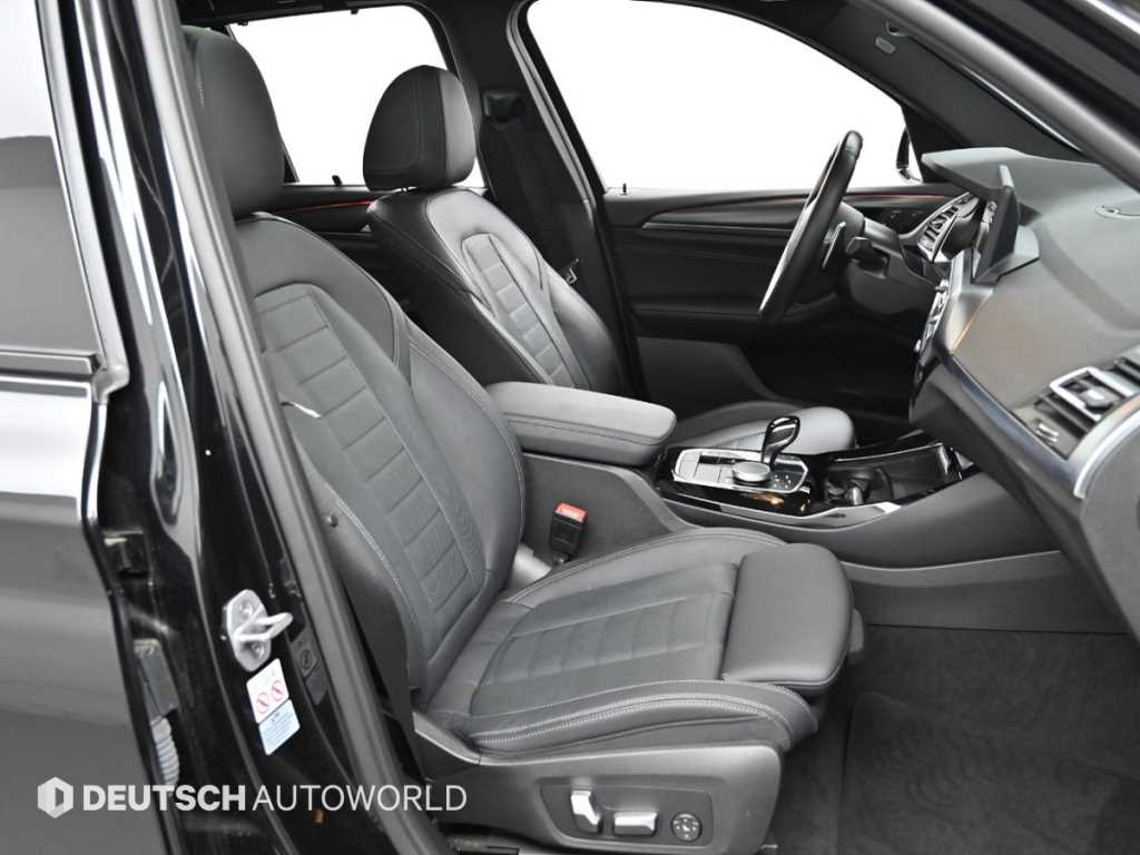 BMW X3 — photo 10