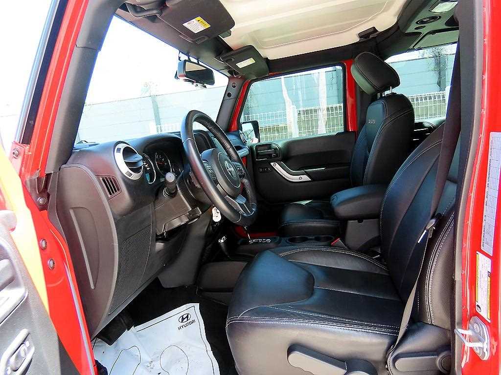 Jeep Wrangler — photo 05