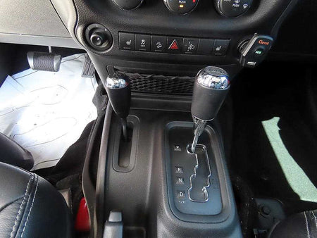 Jeep Wrangler — photo 10